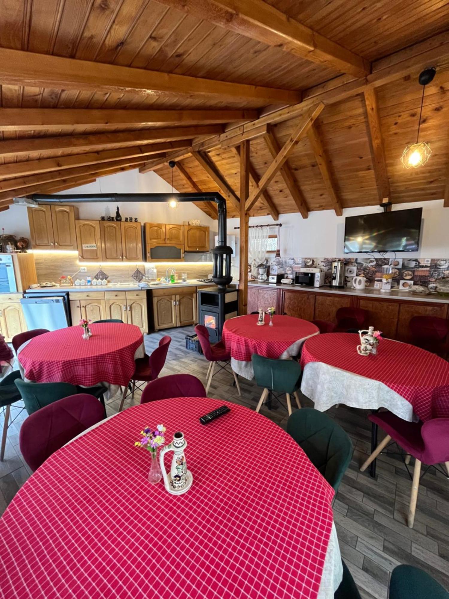 Pensiunea Portas Resort Slănic Εξωτερικό φωτογραφία