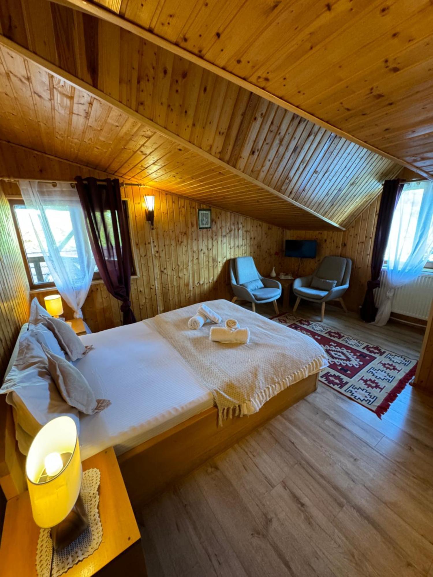 Pensiunea Portas Resort Slănic Εξωτερικό φωτογραφία