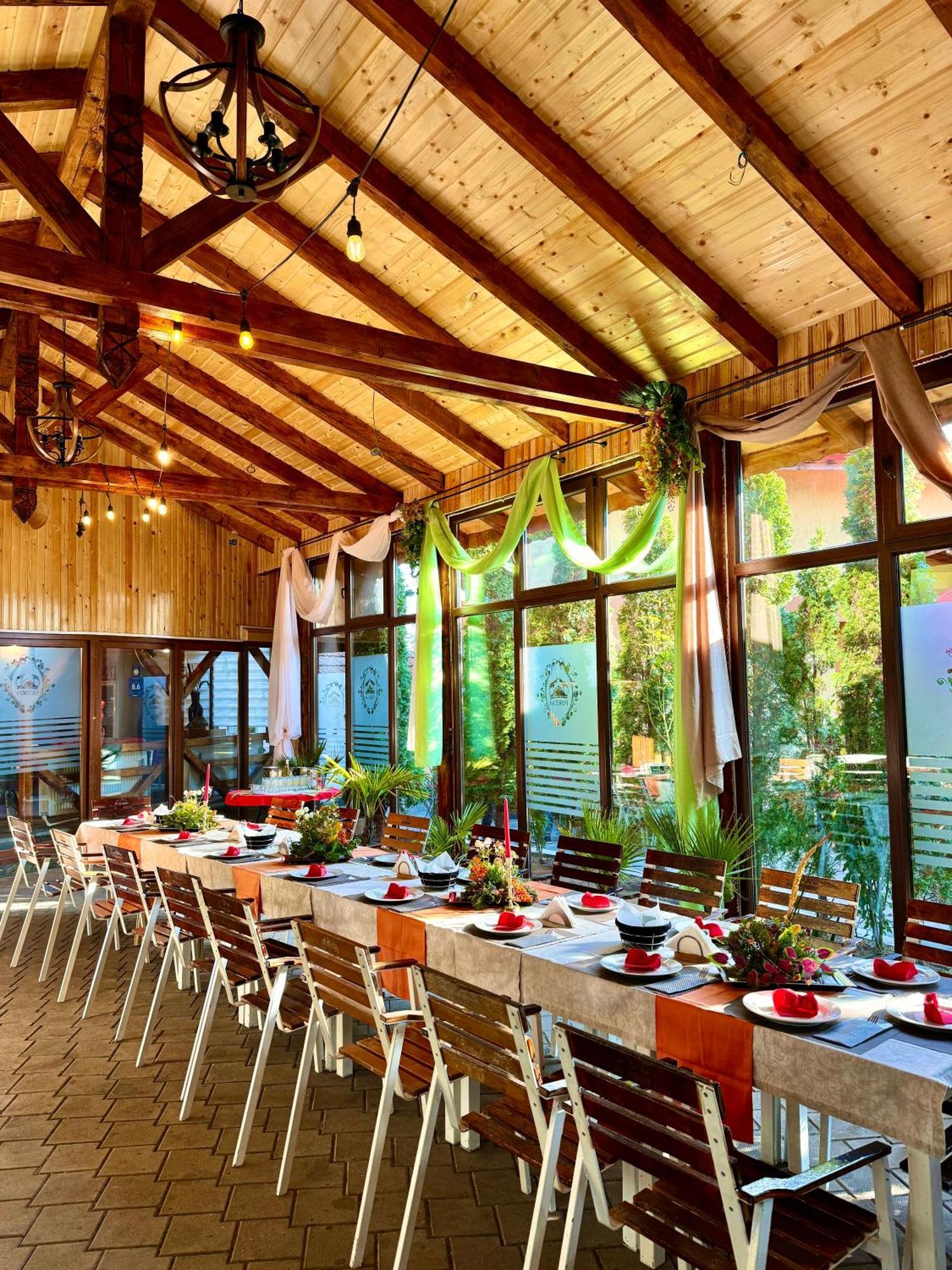 Pensiunea Portas Resort Slănic Εξωτερικό φωτογραφία